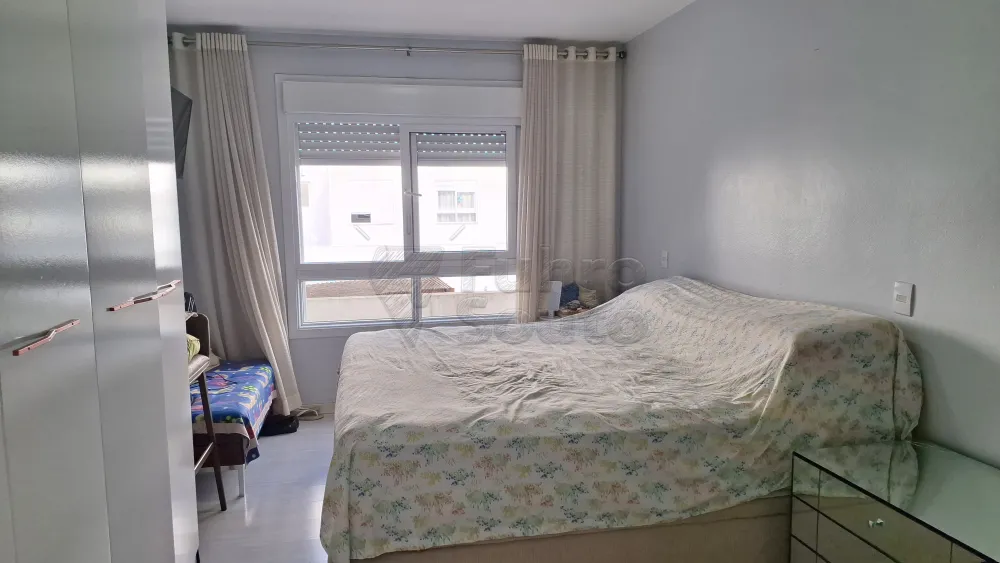 Comprar Apartamento / Padr&atilde;o em Pelotas R$ 750.000,00 - Foto 6