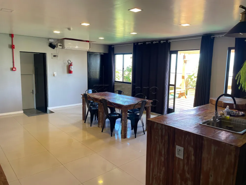Comprar Apartamento / Padr&atilde;o em Pelotas R$ 320.000,00 - Foto 4