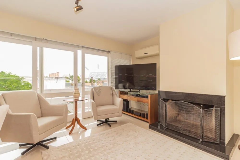 Comprar Apartamento / Padr&atilde;o em Pelotas R$ 424.000,00 - Foto 17