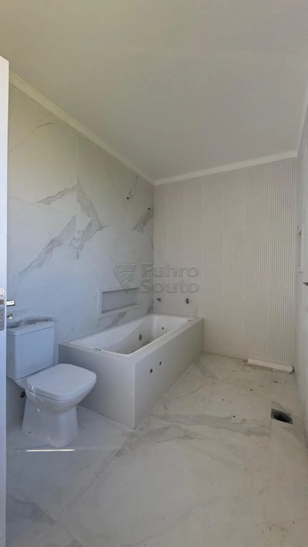 Comprar Casa / Condom&iacute;nio em Pelotas R$ 2.700.000,00 - Foto 5