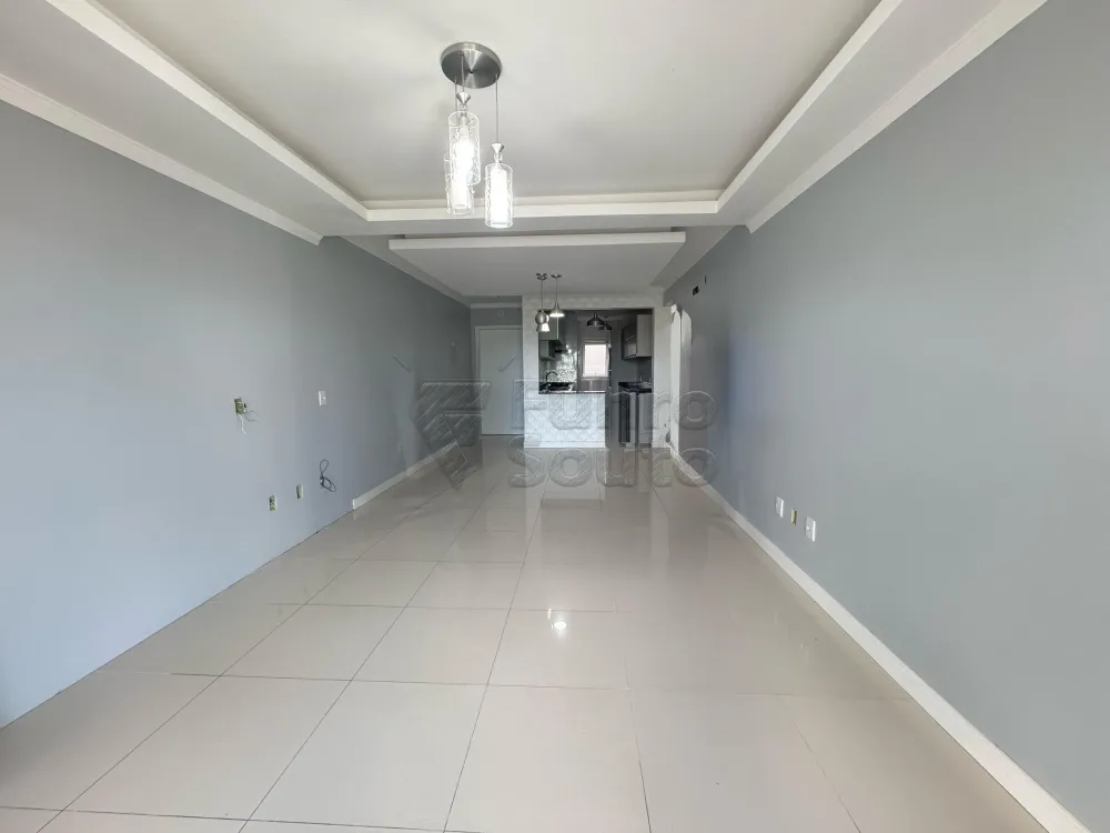 Comprar Apartamento / Padr&atilde;o em Pelotas R$ 795.000,00 - Foto 1