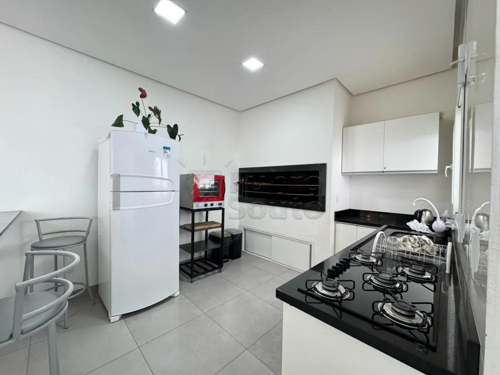 Comprar Apartamento / Padr&atilde;o em Pelotas R$ 795.000,00 - Foto 13