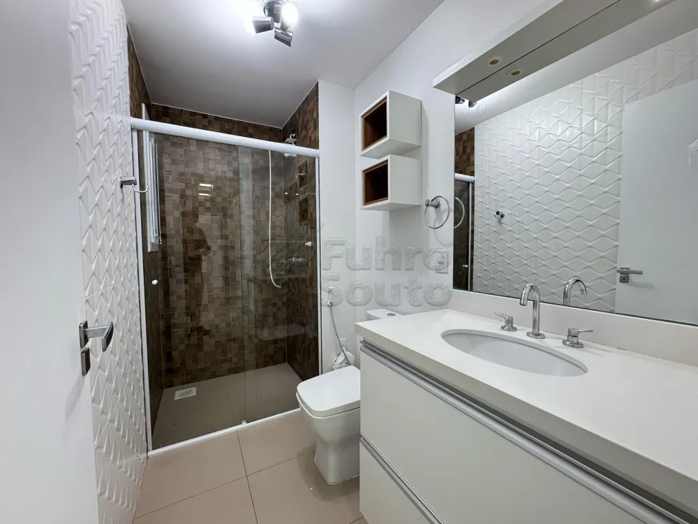 Comprar Apartamento / Padr&atilde;o em Pelotas R$ 795.000,00 - Foto 8