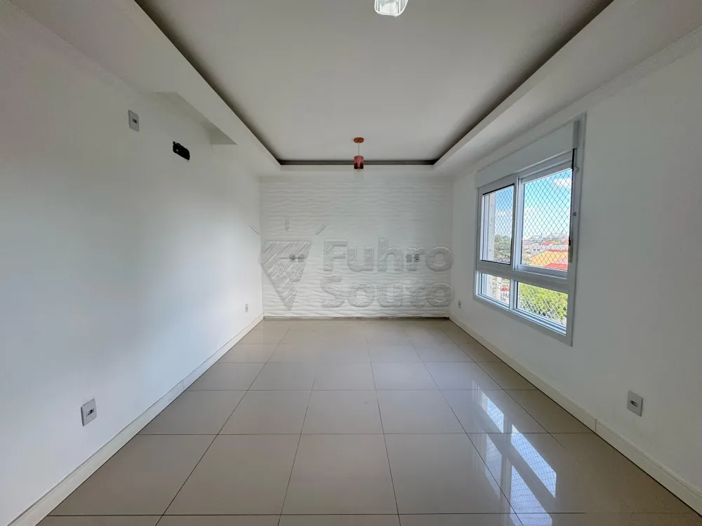 Comprar Apartamento / Padr&atilde;o em Pelotas R$ 795.000,00 - Foto 6