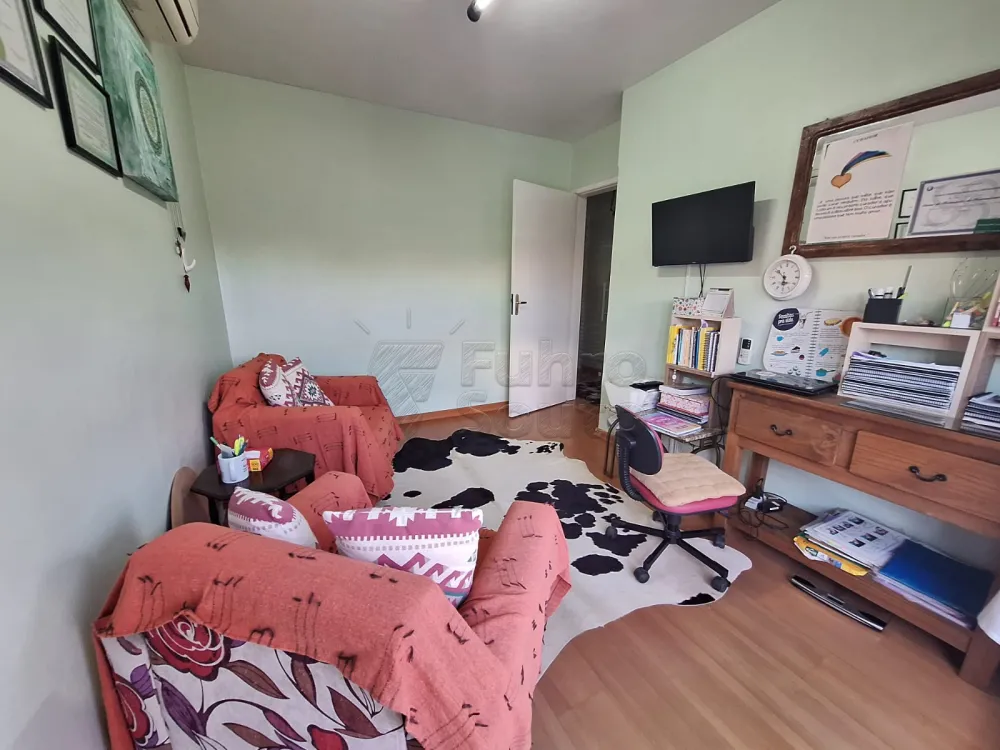 Comprar Apartamento / Padr&atilde;o em Pelotas R$ 350.000,00 - Foto 6