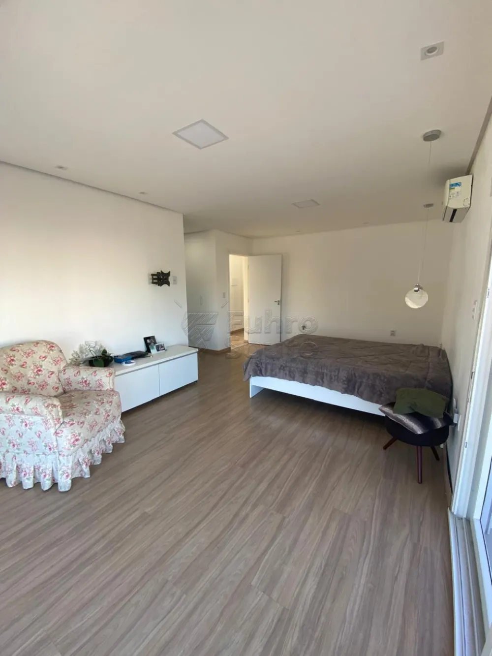 Alugar Casa / Padr&atilde;o em Pelotas R$ 7.500,00 - Foto 7