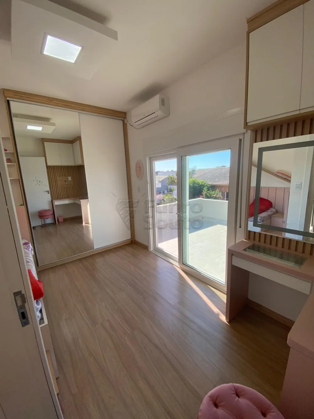 Alugar Casa / Padr&atilde;o em Pelotas R$ 7.500,00 - Foto 8