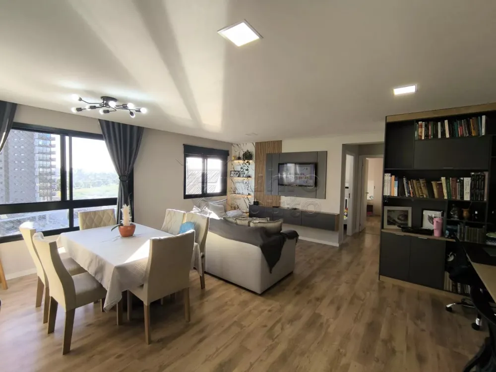 Comprar Apartamento / Padr&atilde;o em Pelotas R$ 700.000,00 - Foto 2