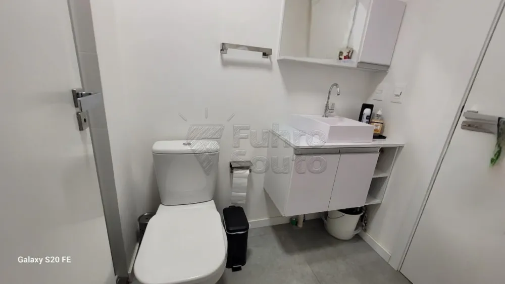 Comprar Apartamento / Padr&atilde;o em Pelotas R$ 540.000,00 - Foto 7