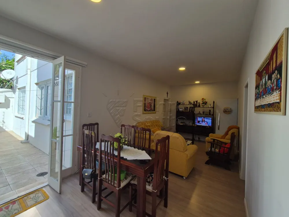 Alugar Apartamento / Padr&atilde;o em Pelotas R$ 1.400,00 - Foto 3