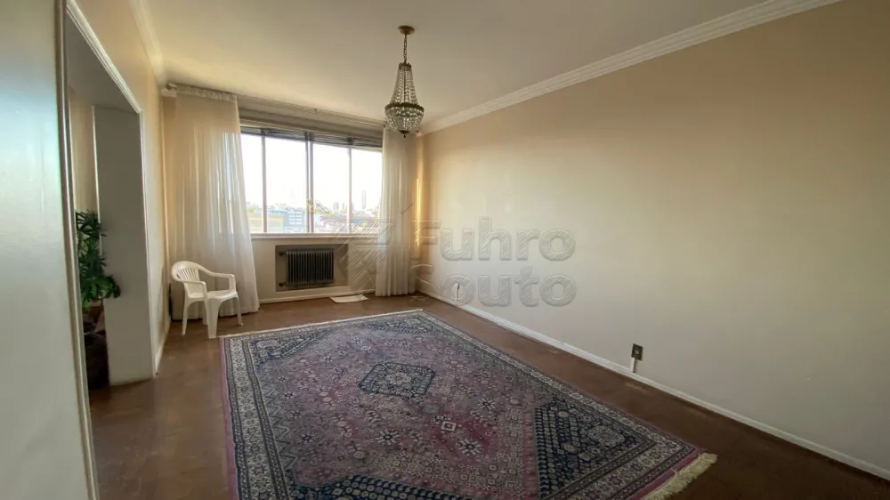 Comprar Apartamento / Padr&atilde;o em Pelotas R$ 250.000,00 - Foto 3