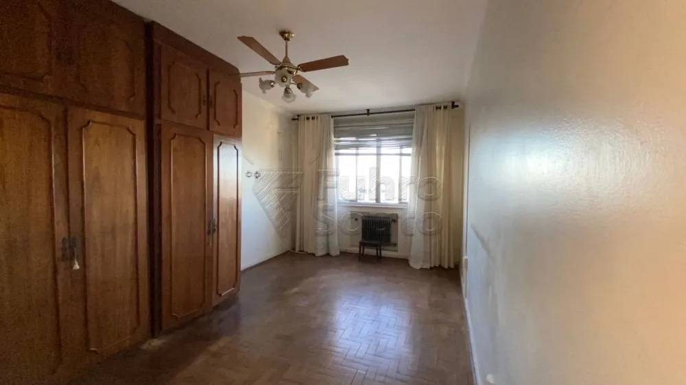 Comprar Apartamento / Padr&atilde;o em Pelotas R$ 250.000,00 - Foto 10