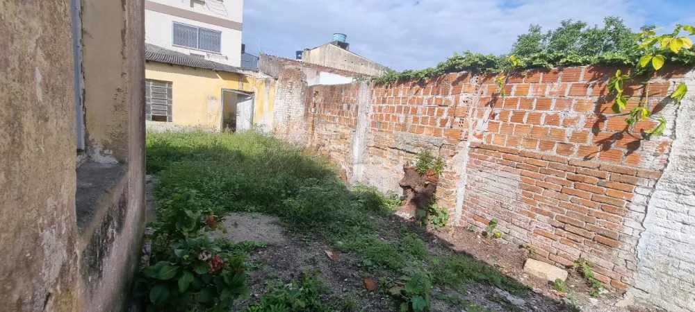 Comprar Casa / Padr&atilde;o em Pelotas R$ 212.000,00 - Foto 2