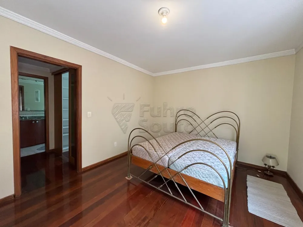 Comprar Apartamento / Padr&atilde;o em Pelotas R$ 840.000,00 - Foto 6