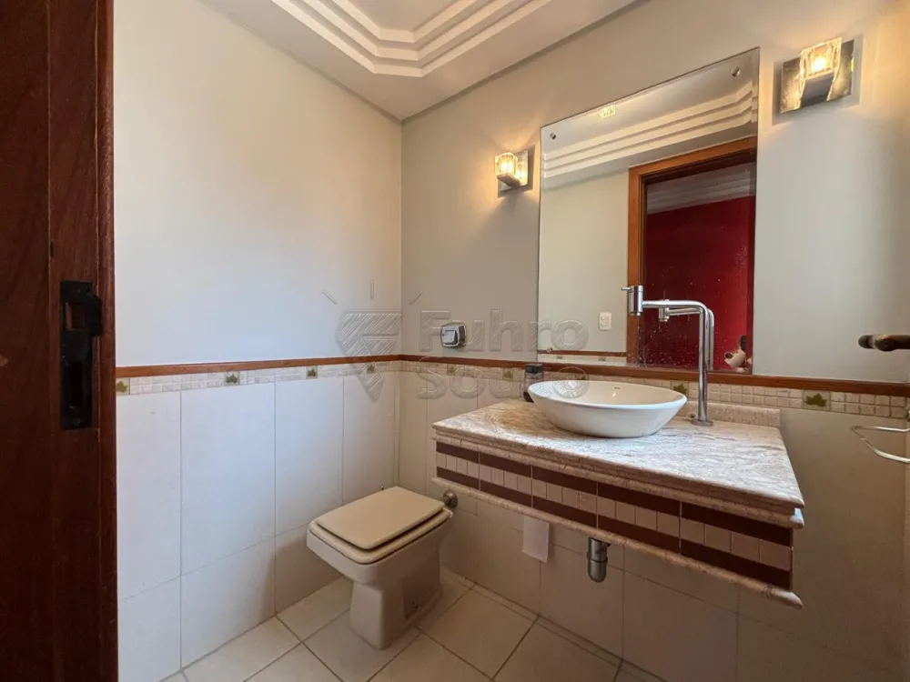 Comprar Apartamento / Padr&atilde;o em Pelotas R$ 840.000,00 - Foto 11