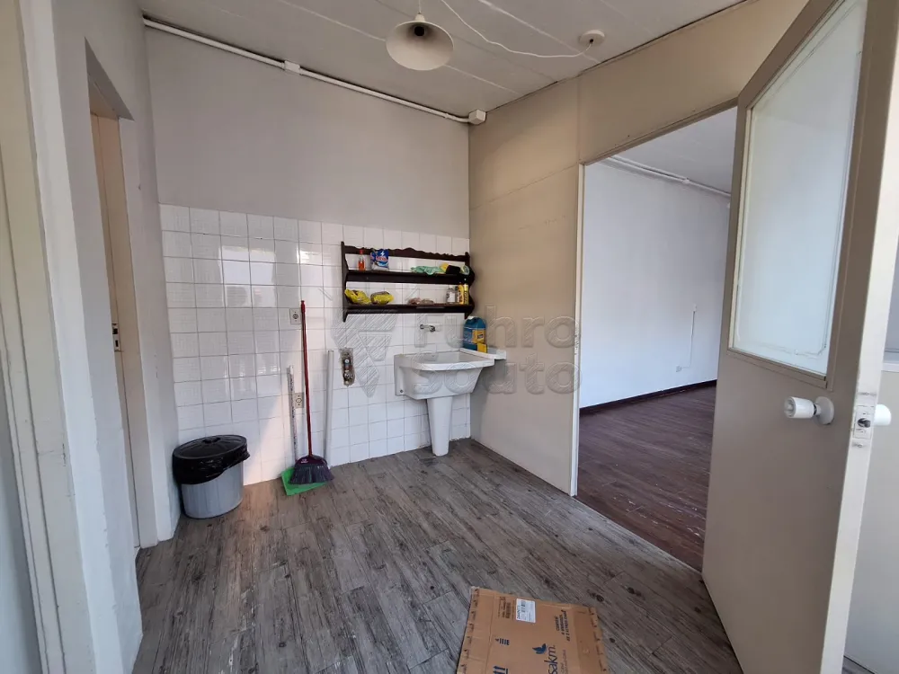 Comprar Casa / Padr&atilde;o em Pelotas R$ 960.000,00 - Foto 15