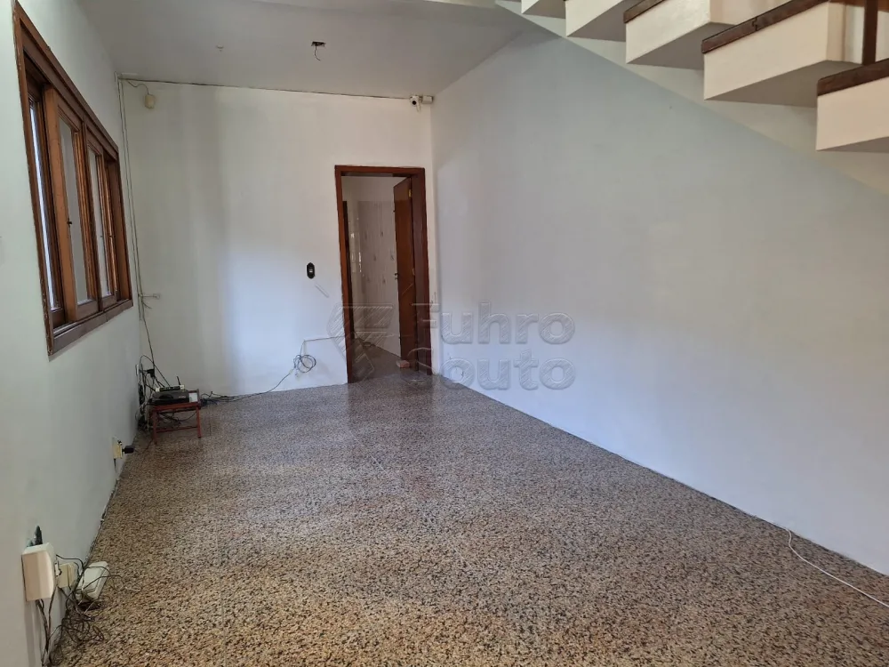 Comprar Casa / Padr&atilde;o em Pelotas R$ 960.000,00 - Foto 14