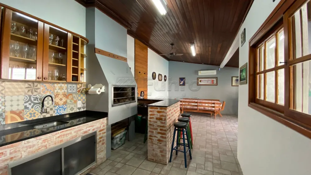 Comprar Casa / Padr&atilde;o em Pelotas R$ 1.160.000,00 - Foto 12