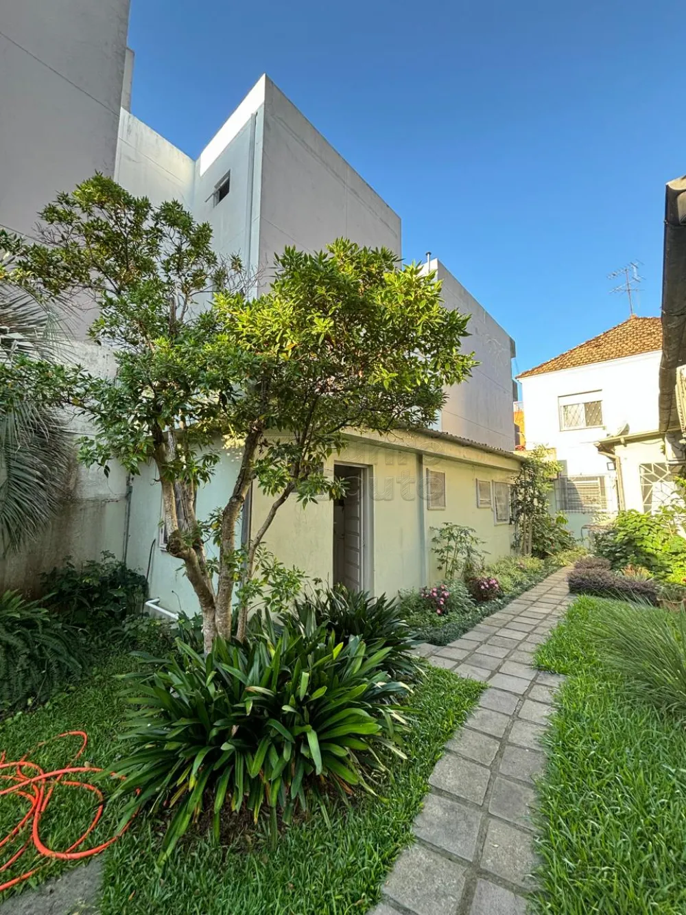 Comprar Casa / Padr&atilde;o em Pelotas R$ 850.000,00 - Foto 22