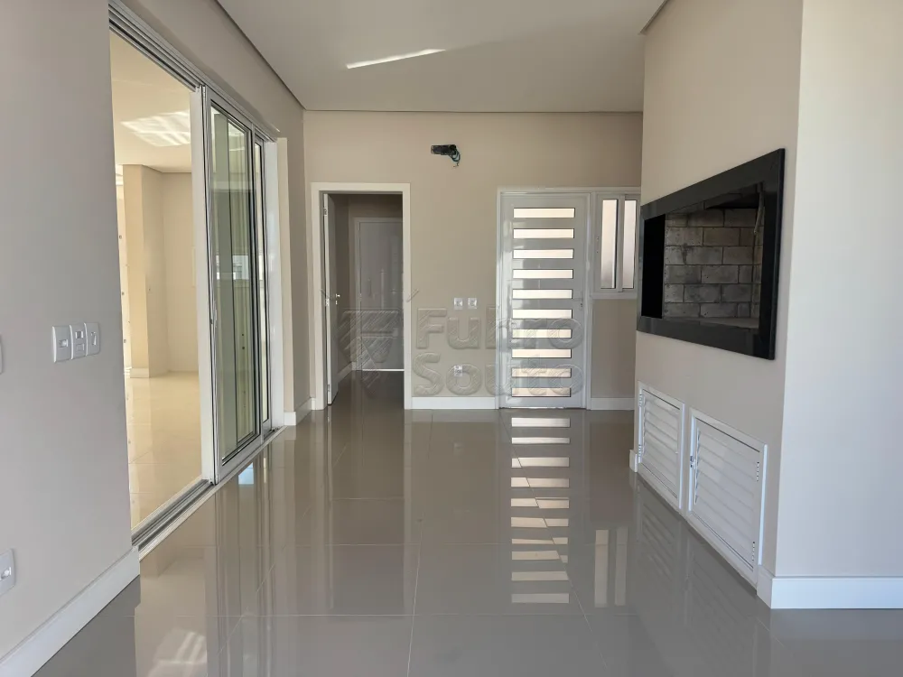 Comprar Casa / Padr&atilde;o em Pelotas R$ 1.340.000,00 - Foto 10