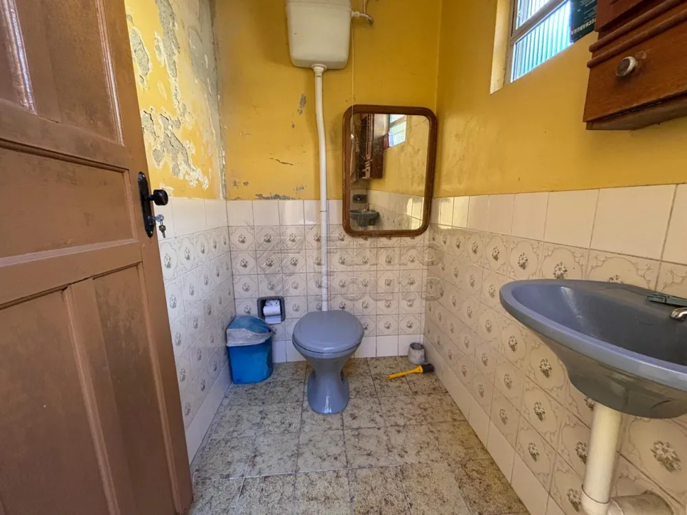 Comprar Casa / Padr&atilde;o em Pelotas R$ 560.000,00 - Foto 14
