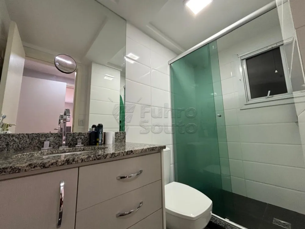 Comprar Apartamento / Padr&atilde;o em Pelotas R$ 590.000,00 - Foto 7