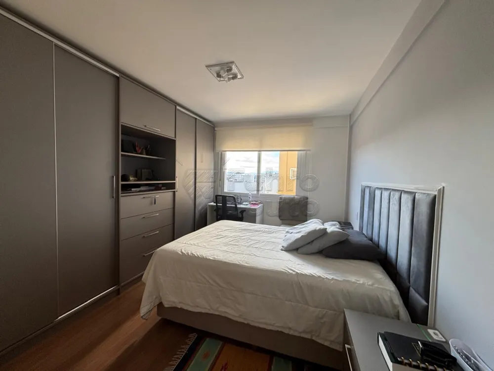 Comprar Apartamento / Padr&atilde;o em Pelotas R$ 590.000,00 - Foto 5