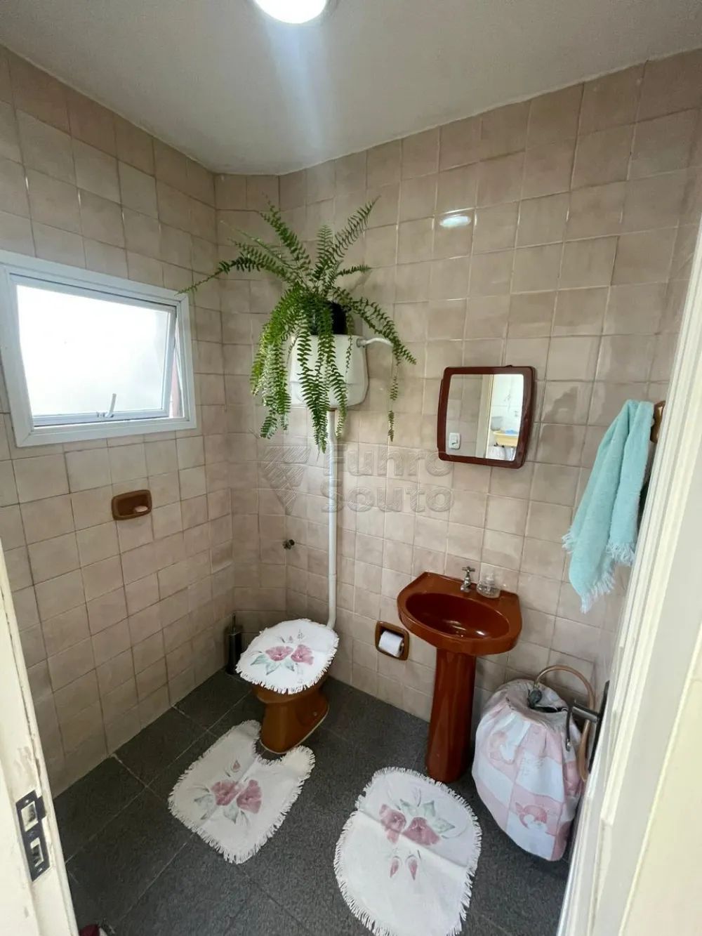 Comprar Apartamento / Padr&atilde;o em Pelotas R$ 350.000,00 - Foto 9