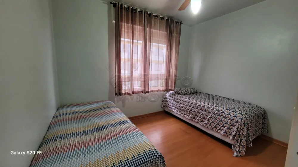 Comprar Apartamento / Padr&atilde;o em Pelotas R$ 205.000,00 - Foto 5