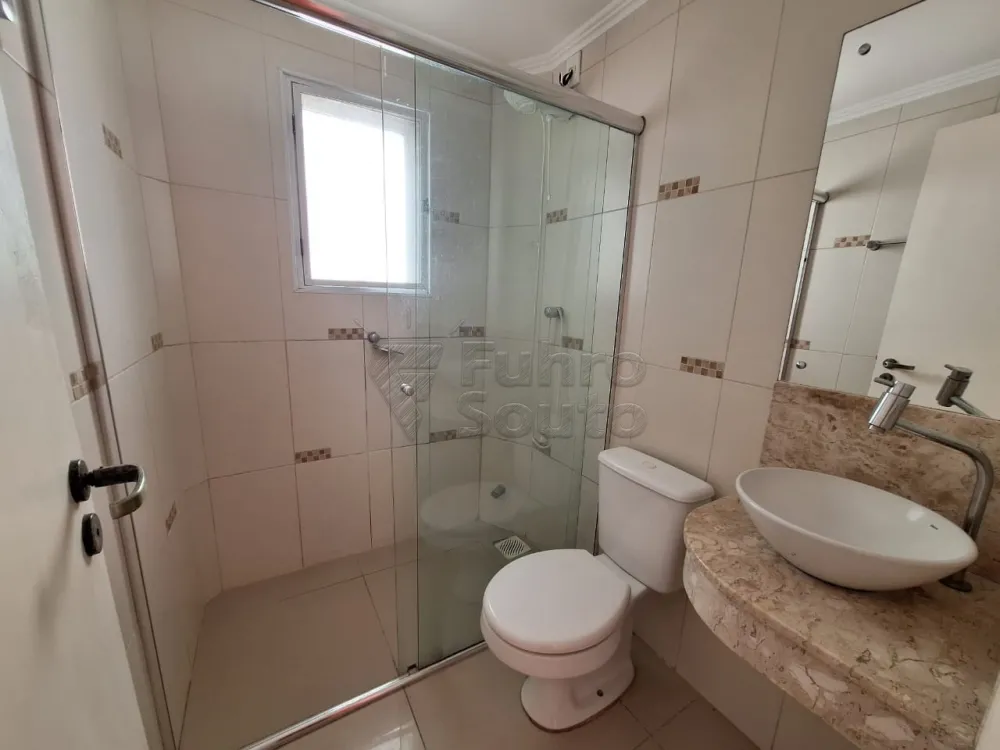 Comprar Apartamento / Padr&atilde;o em Pelotas R$ 230.000,00 - Foto 7