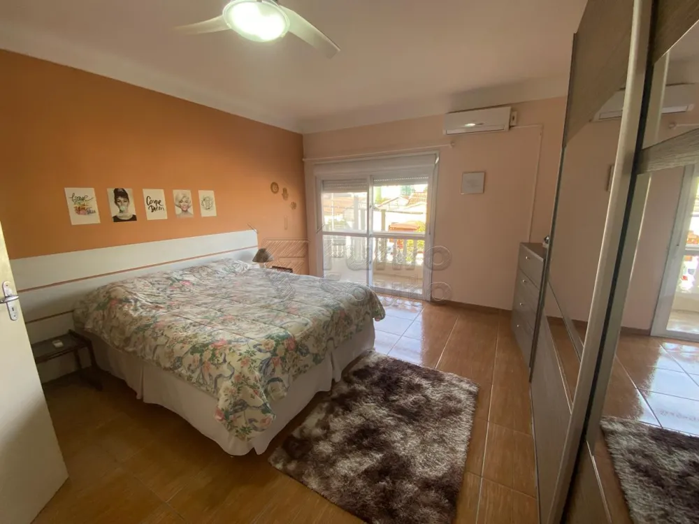 Comprar Casa / Padr&atilde;o em Pelotas R$ 692.000,00 - Foto 8