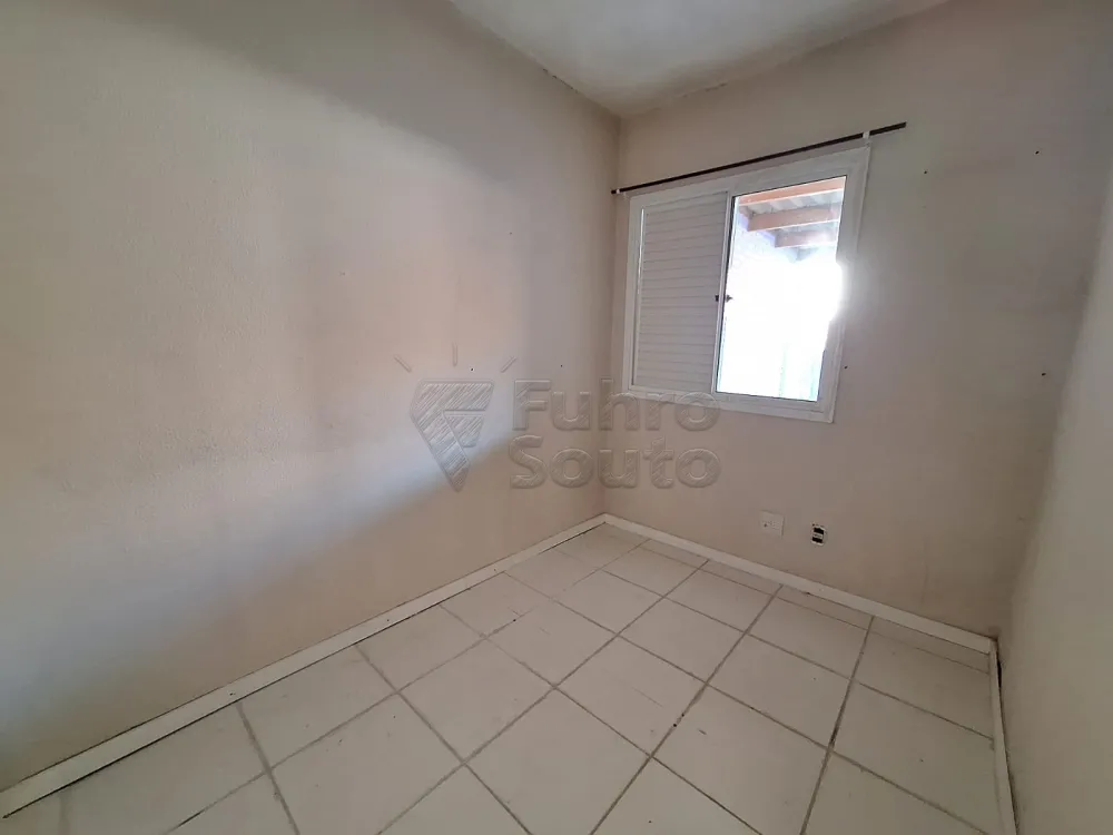 Comprar Casa / Condom&iacute;nio em Pelotas R$ 270.000,00 - Foto 5