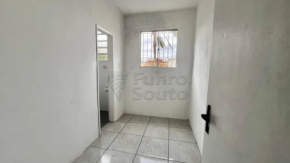 Comprar Apartamento / Padr&atilde;o em Pelotas R$ 289.000,00 - Foto 6