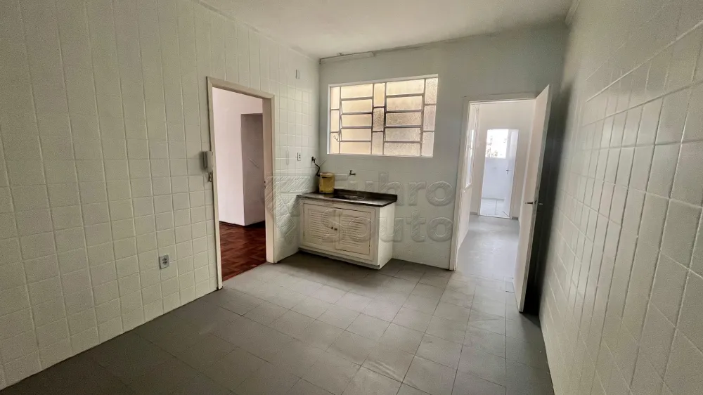 Comprar Apartamento / Padr&atilde;o em Pelotas R$ 289.000,00 - Foto 4