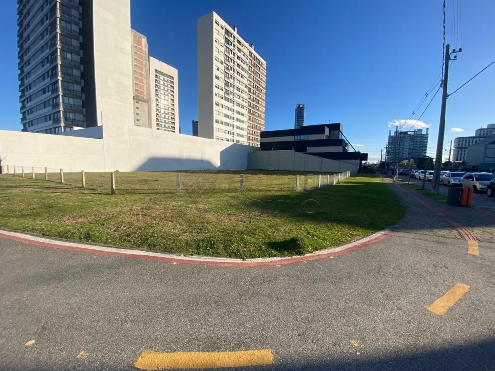 Comprar Terreno / Padr&atilde;o em Pelotas R$ 2.650.000,00 - Foto 2