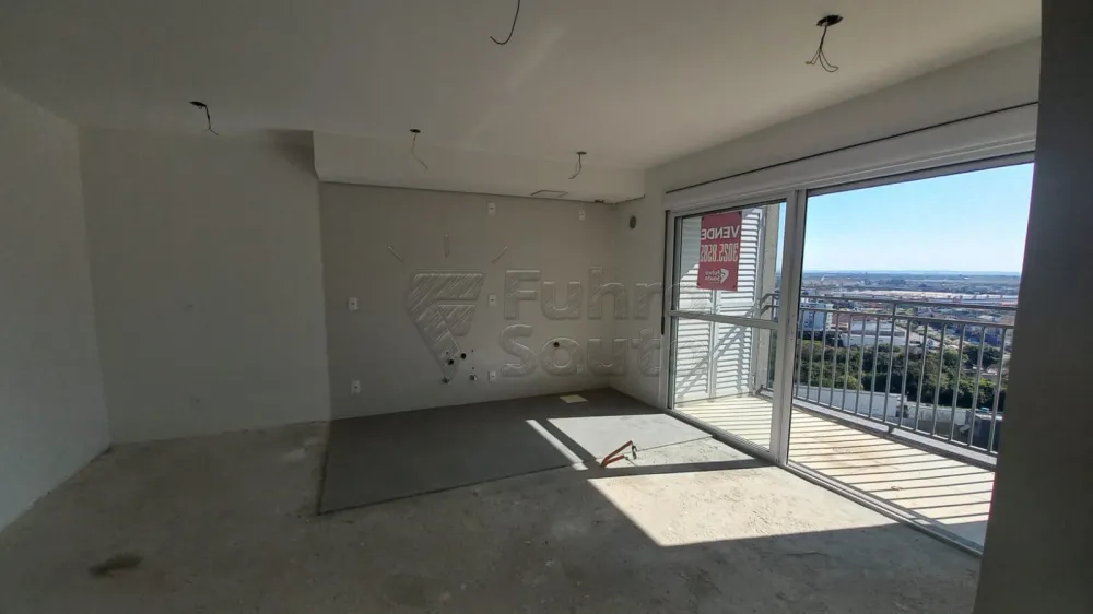 Comprar Apartamento / Padr&atilde;o em Pelotas R$ 375.000,00 - Foto 2