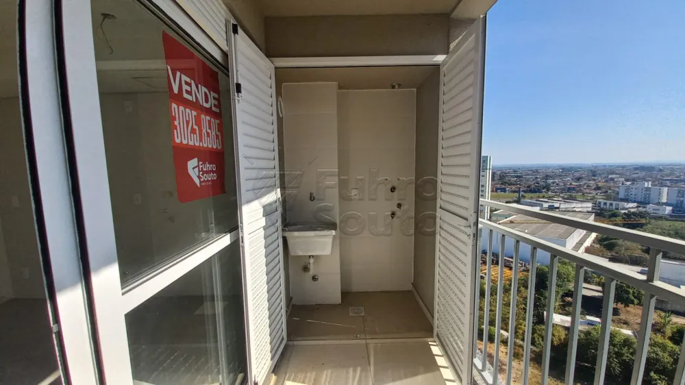 Comprar Apartamento / Padr&atilde;o em Pelotas R$ 375.000,00 - Foto 7