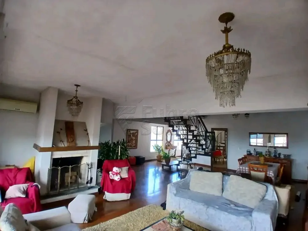 Comprar Apartamento / Padr&atilde;o em Pelotas R$ 849.000,00 - Foto 2