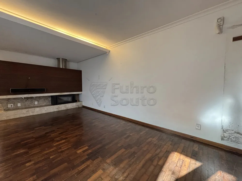 Comprar Casa / Padr&atilde;o em Pelotas R$ 1.700.000,00 - Foto 1