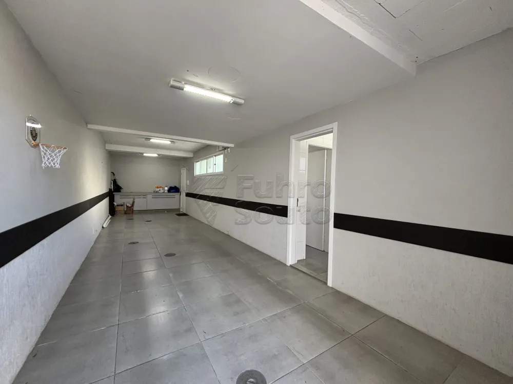 Comprar Casa / Padr&atilde;o em Pelotas R$ 1.700.000,00 - Foto 18