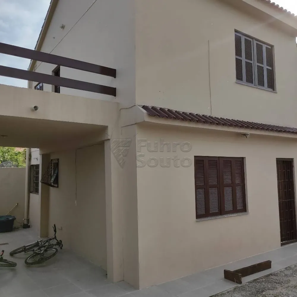 Comprar Casa / Padr&atilde;o em Pelotas R$ 215.000,00 - Foto 6