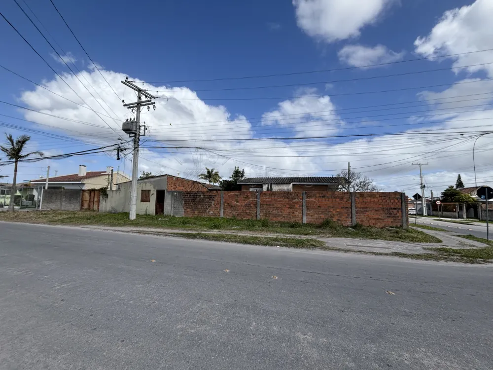 Comprar Casa / Padr&atilde;o em Pelotas R$ 215.000,00 - Foto 1