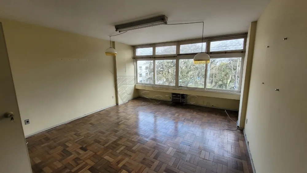 Comprar Comercial / Sala em Condom&iacute;nio em Pelotas R$ 85.000,00 - Foto 1