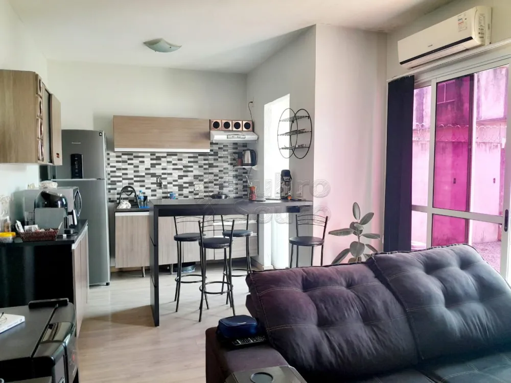 Comprar Casa / Condom&iacute;nio em Pelotas R$ 355.000,00 - Foto 3