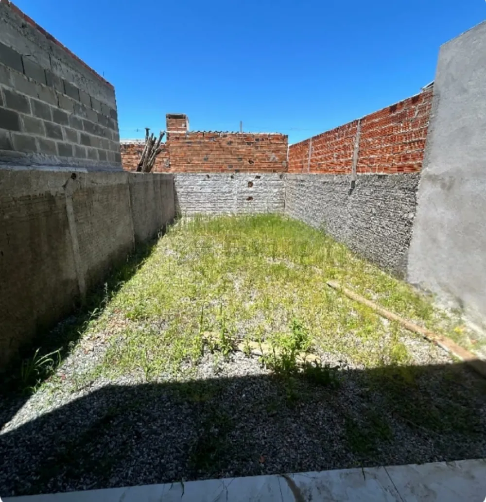 Comprar Casa / Padr&atilde;o em Pelotas R$ 420.000,00 - Foto 7
