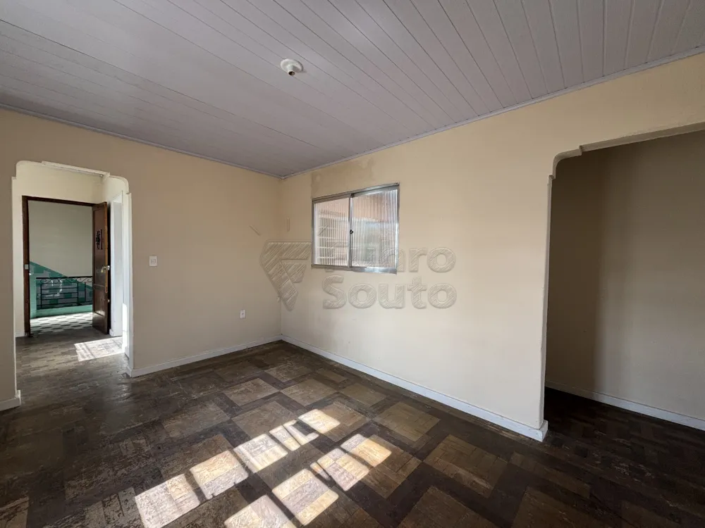Comprar Apartamento / Fora de Condom&iacute;nio em Pelotas R$ 180.000,00 - Foto 1