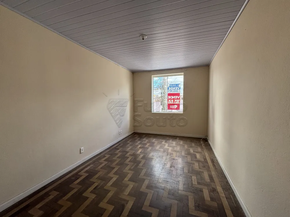 Comprar Apartamento / Fora de Condom&iacute;nio em Pelotas R$ 180.000,00 - Foto 5