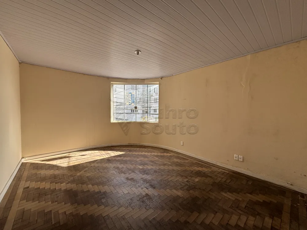 Comprar Apartamento / Fora de Condom&iacute;nio em Pelotas R$ 180.000,00 - Foto 6