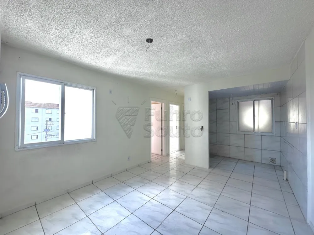 Comprar Apartamento / Padr&atilde;o em Pelotas R$ 150.000,00 - Foto 1