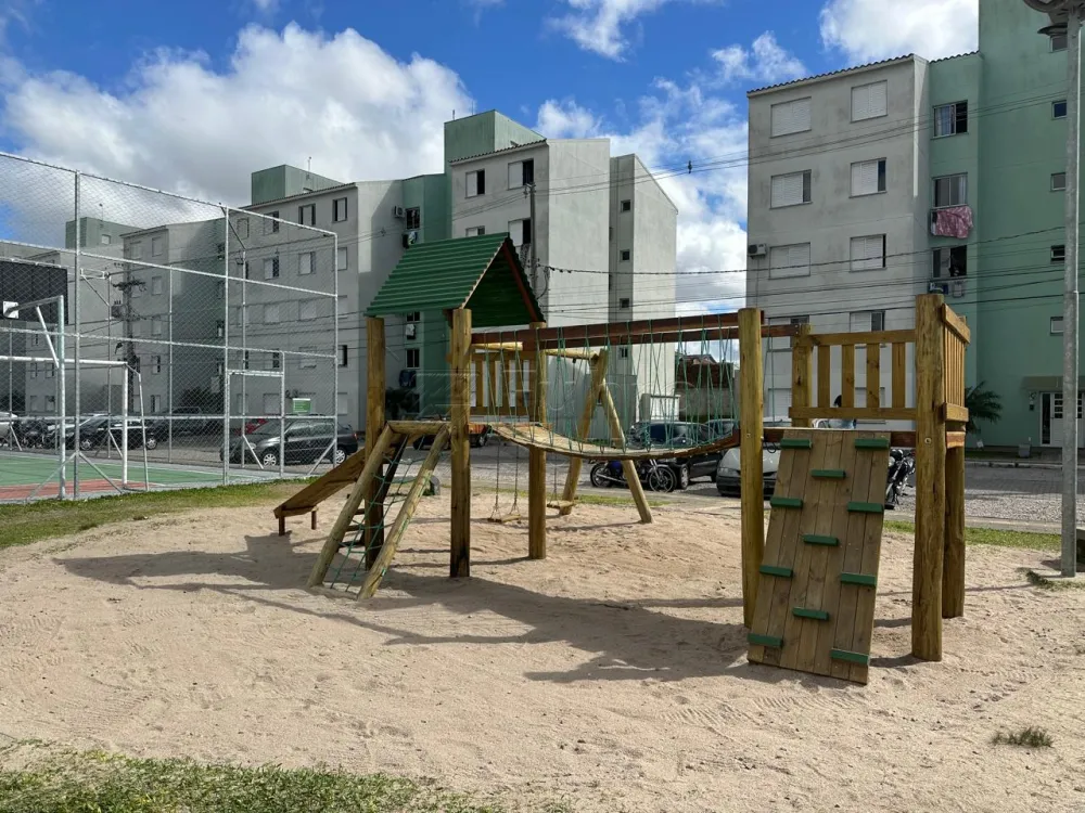 Comprar Apartamento / Padr&atilde;o em Pelotas R$ 150.000,00 - Foto 9